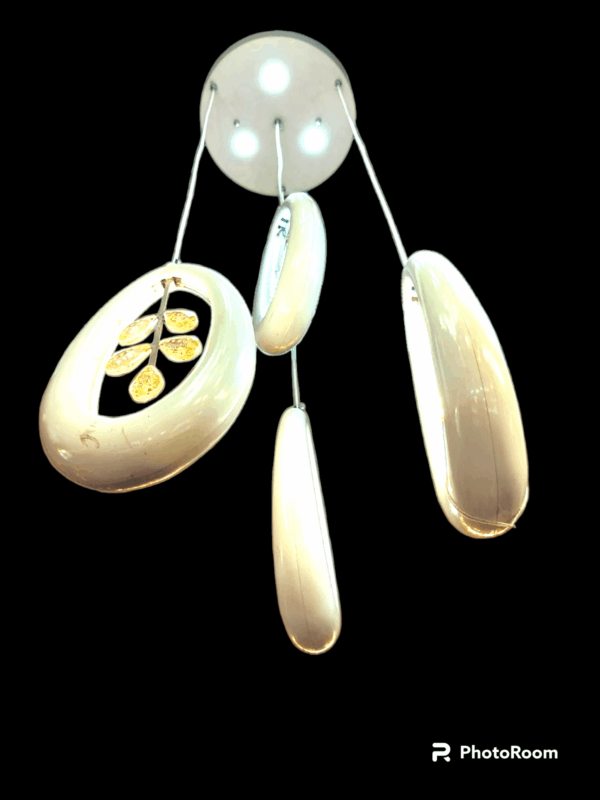 Tracklite Sea Shell Hanging Chandelier Staircase Enterprises 3 Lamps LED Pendant Light-Design (Metal)