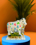 TRACKLITE Polyresin Kamdhenu Cow with Calf (Sacred Cow, Handcrafted) with Calf and Base (Chowki) Figurine, White (Hand Painted), 1 Piece